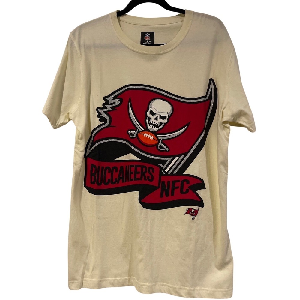 NFL Tampa Bay Buccaneers T-Shirt Mens Medium New Era‎ Football NWOT
